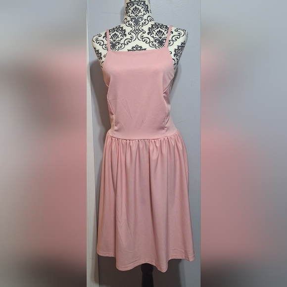 XL NWT Fancyinn Elegant Pink Dress - Picture 1 of 6